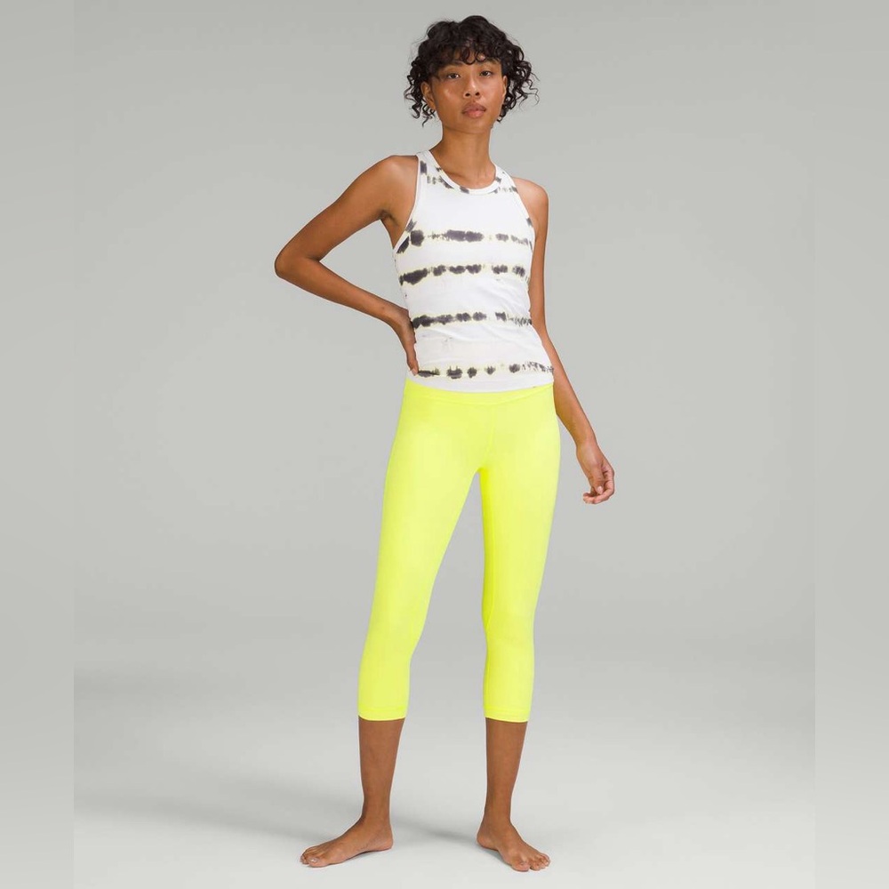Lululemon Align High-Rise Crop 21" - Size 6, Electric Lemon - Picture 4 of 6